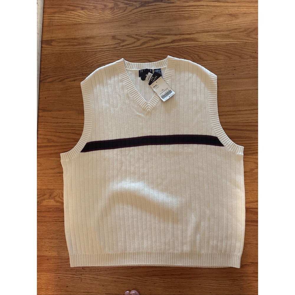 TRADER BAY Sweater Vest Vintage - Men XL - Cream/Gray Stripe * LOW PRICE *